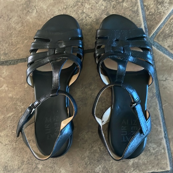 Naturalizer Shoes - Women’s Naturalizer black shoes